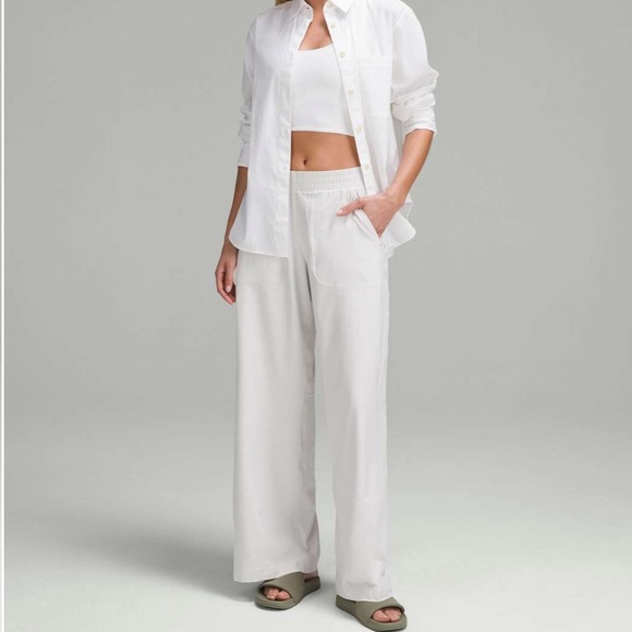 Lululemon Swift Mid-Rise Wide-Leg Pant in Light Vapor - Picture 2 of 5